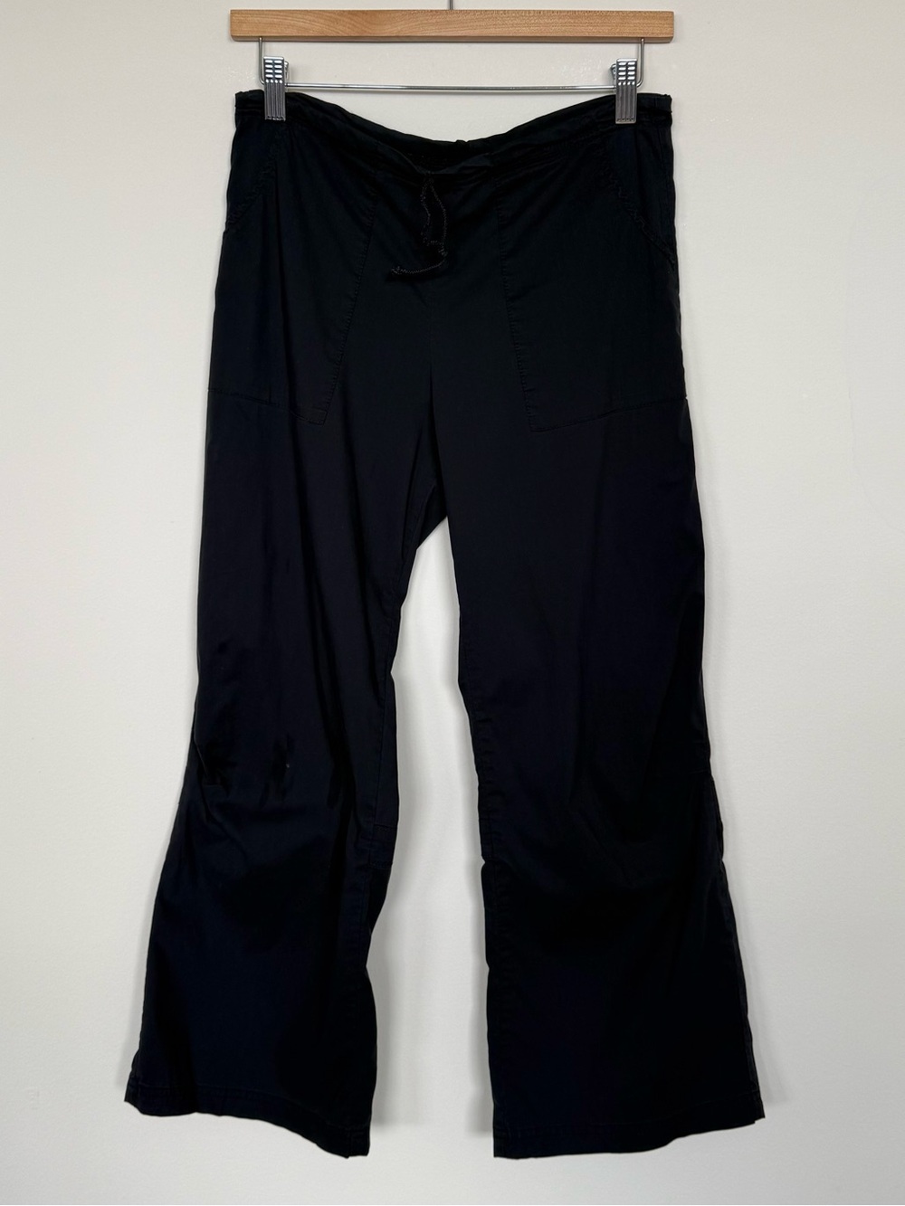 Be Present Black Crop Yoga Pants Split Hem Size Small